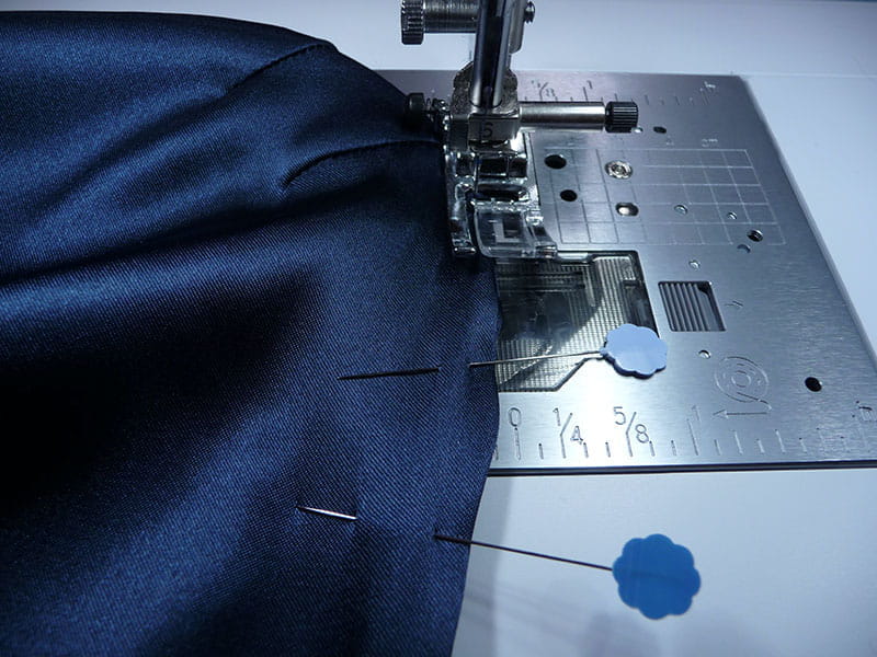 Creating seam allowance for sewing machine