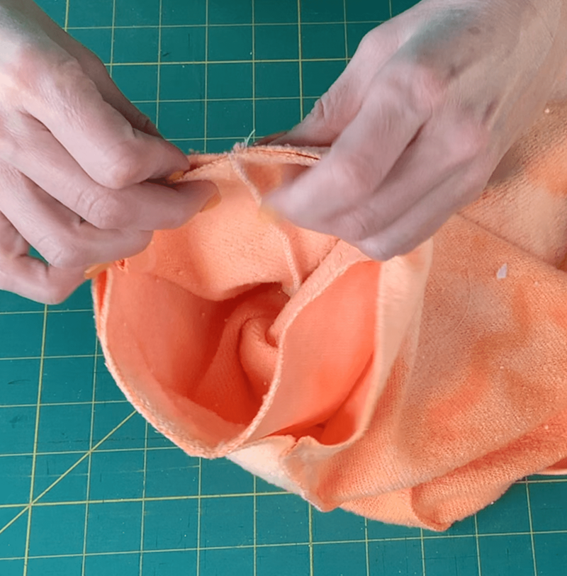 23_Sleeves lining up to fit