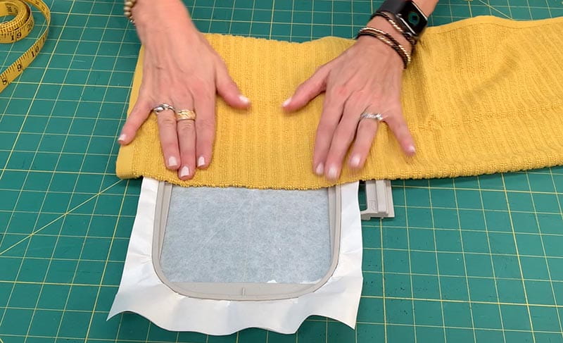 8_PLACE TOWEL ON TOP