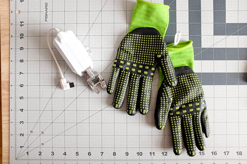 Gloves made from the quilting project