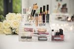 TZe-PR935 12mm White on Silver make Up Organiser Wide Shot 2