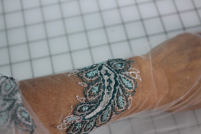 embroidered tulle 110