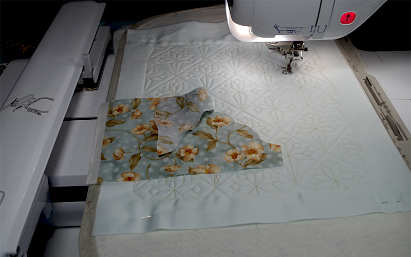 Quilted and Applique Placemat 693