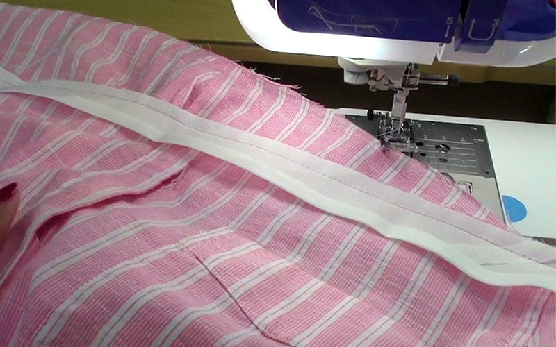 Strapless top - 53 - sewing bias tape