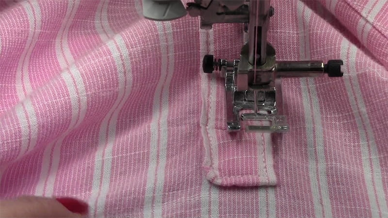 Strapless top -60- Stitch or baste the center front opening closed