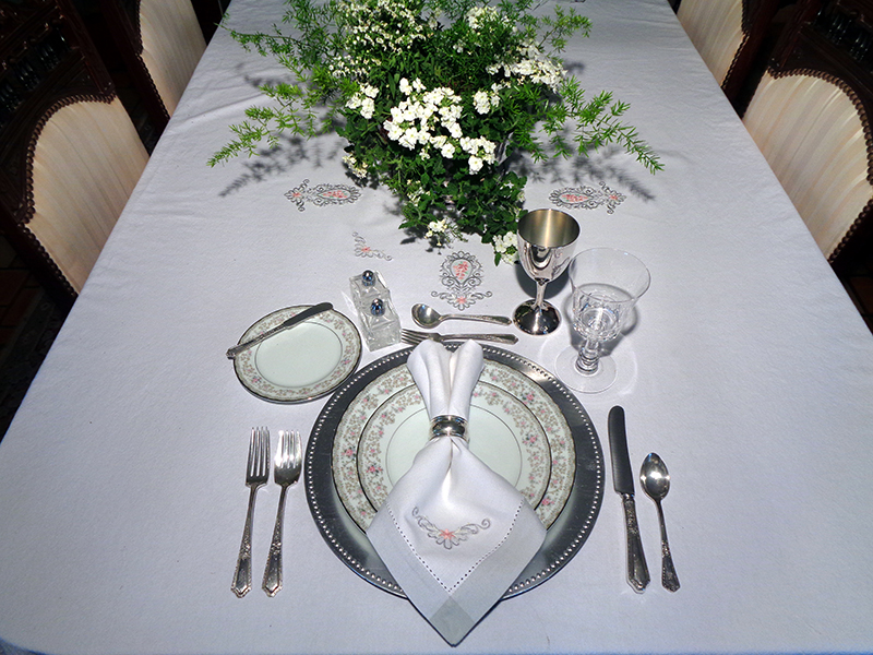 Tablecloth Linens 