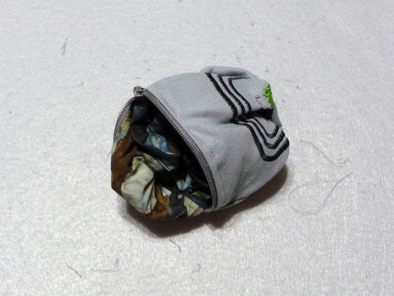 reverse pouch