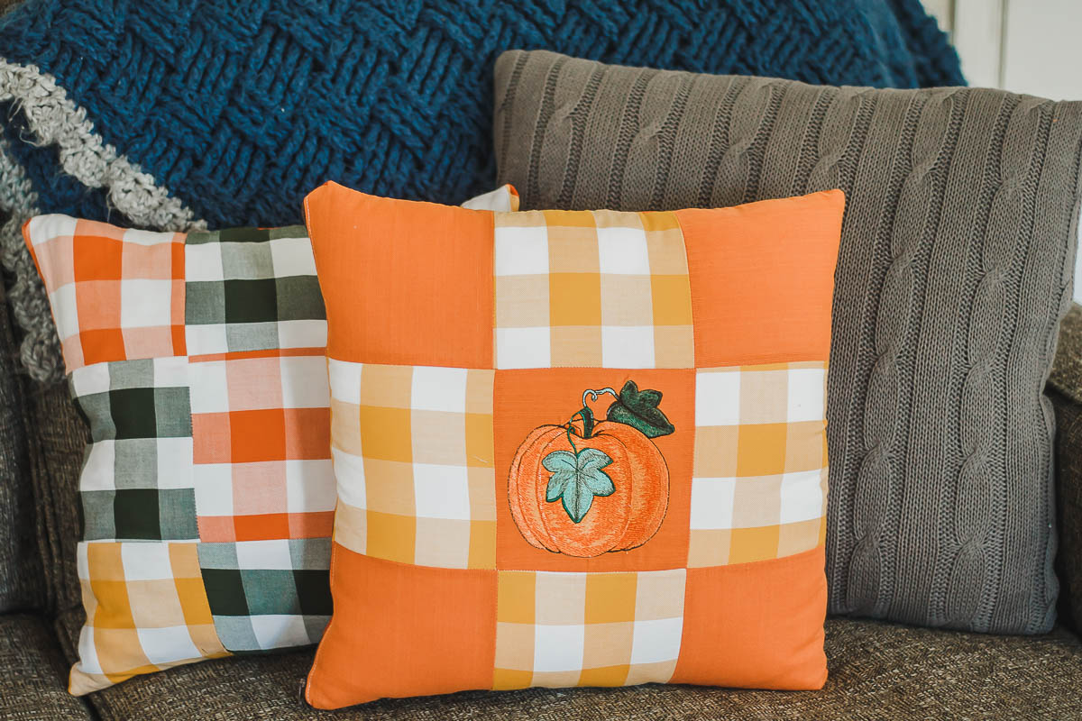 Finished pillow closer