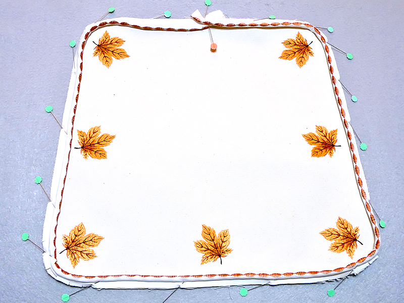 pin fabric border
