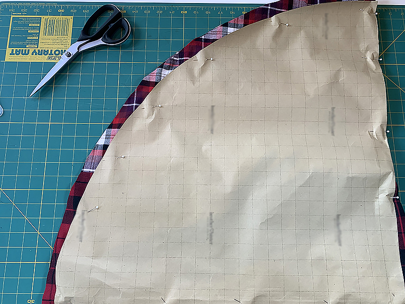 Pin fabric in circle