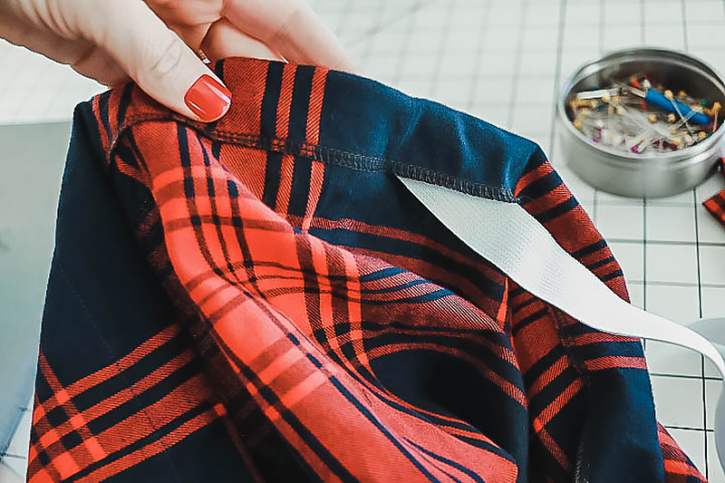 folded shirt and elastic