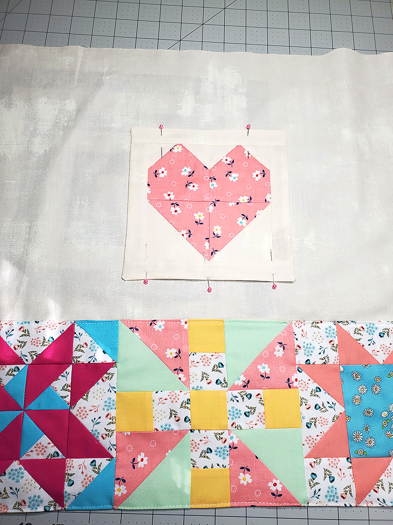 pin heart pocket on front of apron