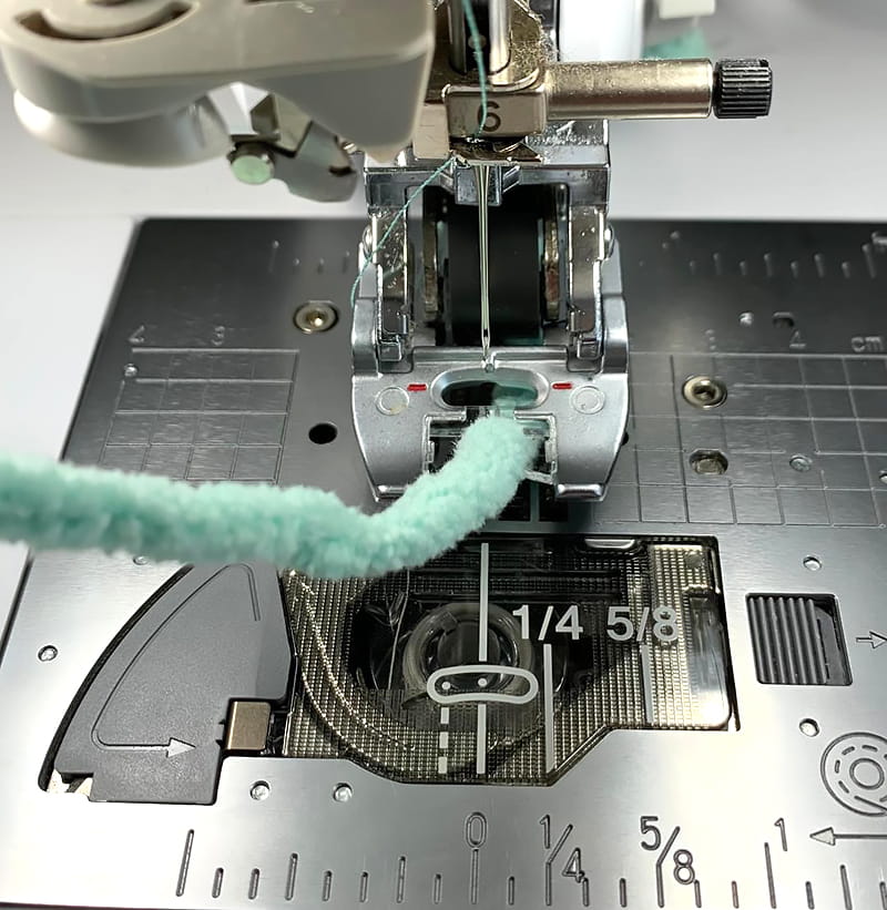 yarn in foot