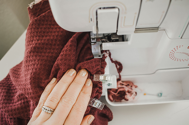 sew sleeve to shoulder